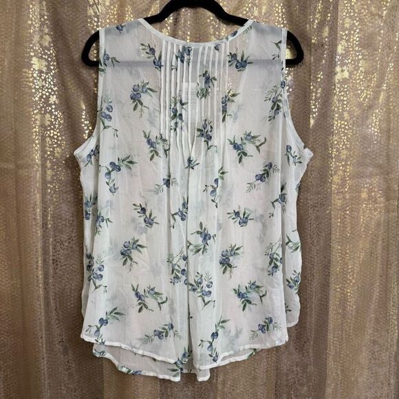 Torrid Blueberry White Crinkle Chiffon Sheer Pintuck Tank 00 M/L NWT - Picture 2 of 10